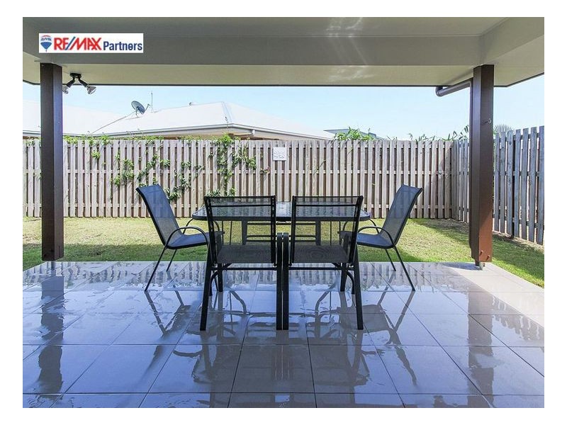 7 Lawson Road, Urraween QLD 4655
