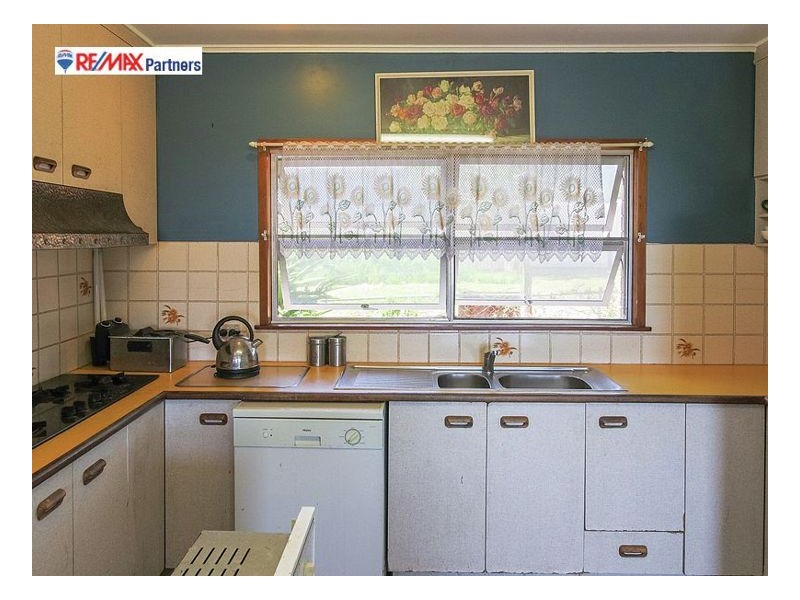325 Boat Harbour Drive, Scarness QLD 4655