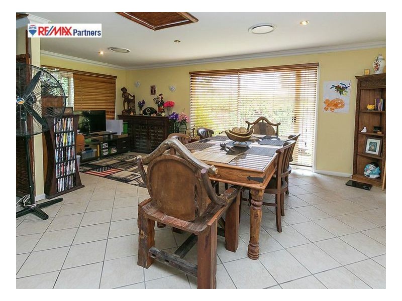 14 Karina Ct, Urangan QLD 4655