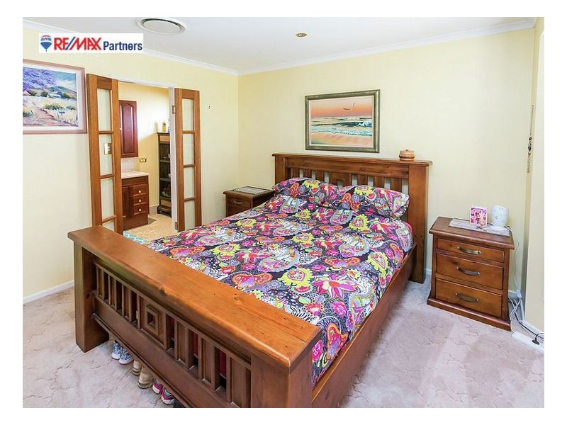 14 Karina Ct, Urangan QLD 4655