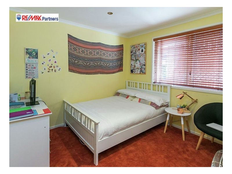 14 Karina Ct, Urangan QLD 4655