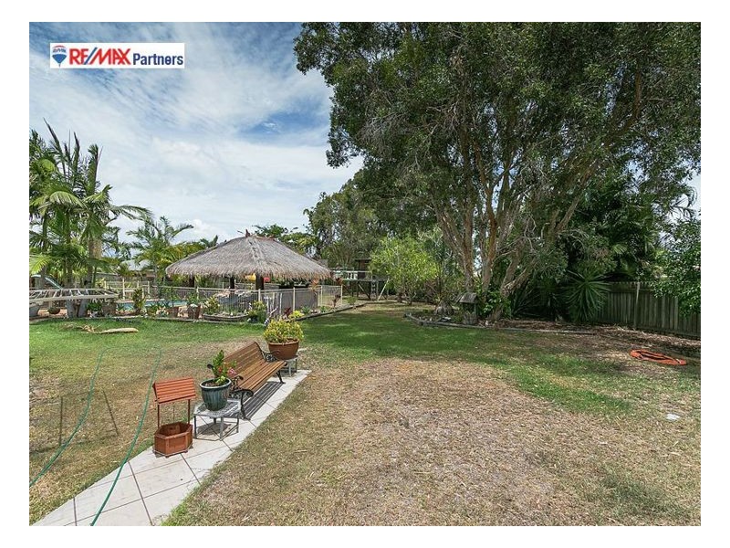 14 Karina Ct, Urangan QLD 4655