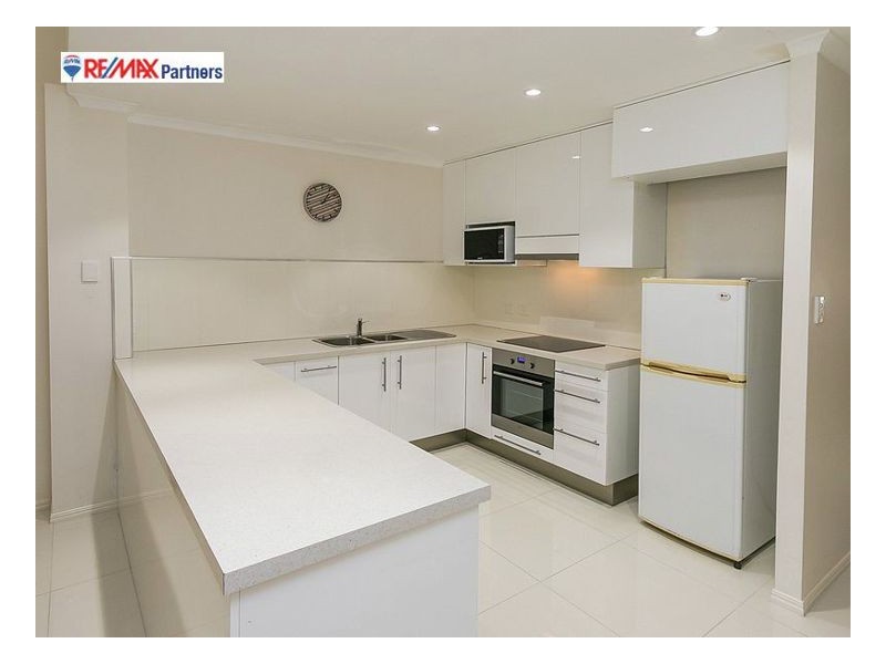 7/123 Freshwater Street, Torquay QLD 4655