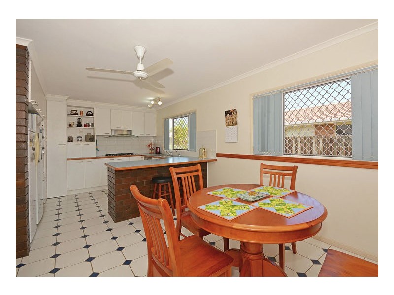 6 Melaleuca Crescent, Kawungan QLD 4655