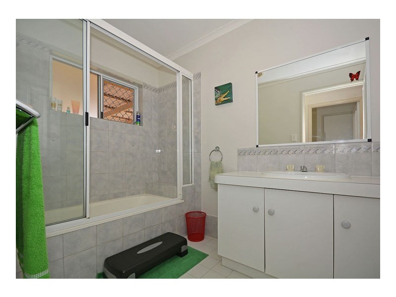 6 Melaleuca Crescent, Kawungan QLD 4655