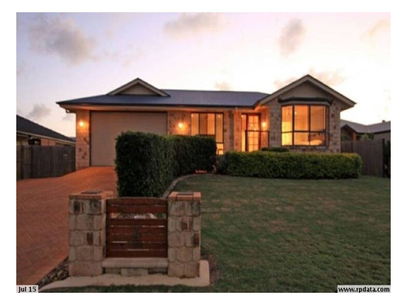 4 Heather Way, Urraween QLD 4655