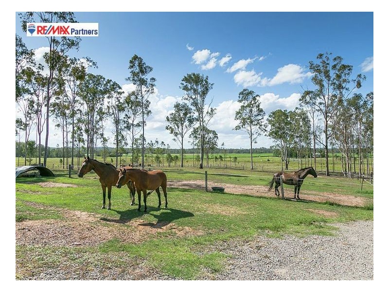 364 Redbank Road, Tiaro QLD 4650