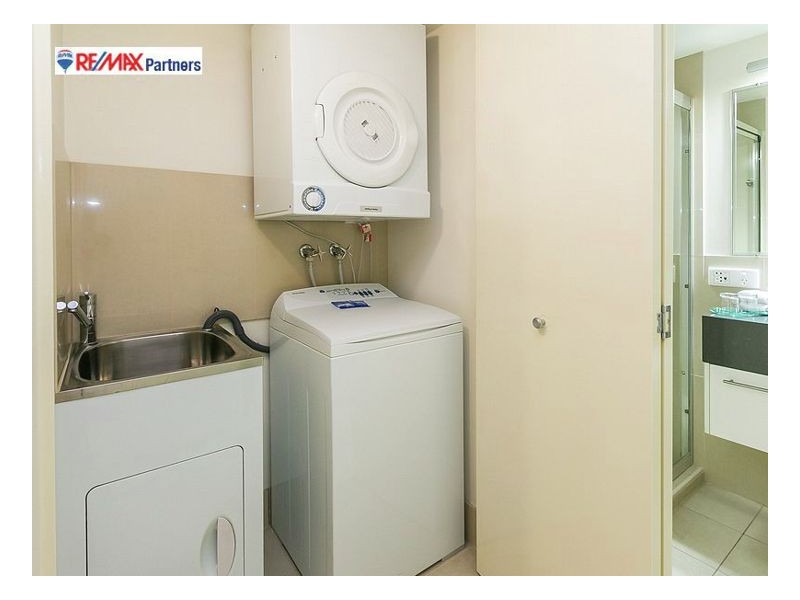 126/627 Charlton Esplanade, Urangan QLD 4655