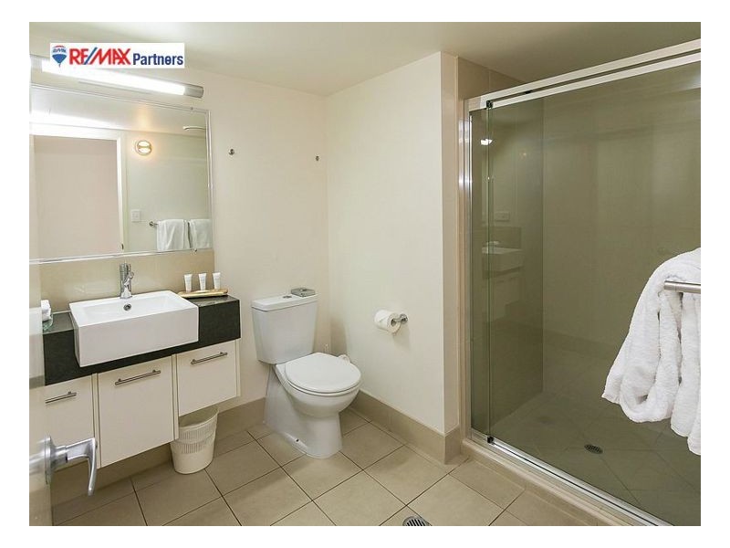 126/627 Charlton Esplanade, Urangan QLD 4655