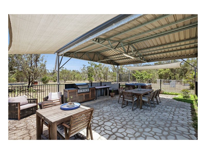 216 Honeyeater Drive, Walligan QLD 4655