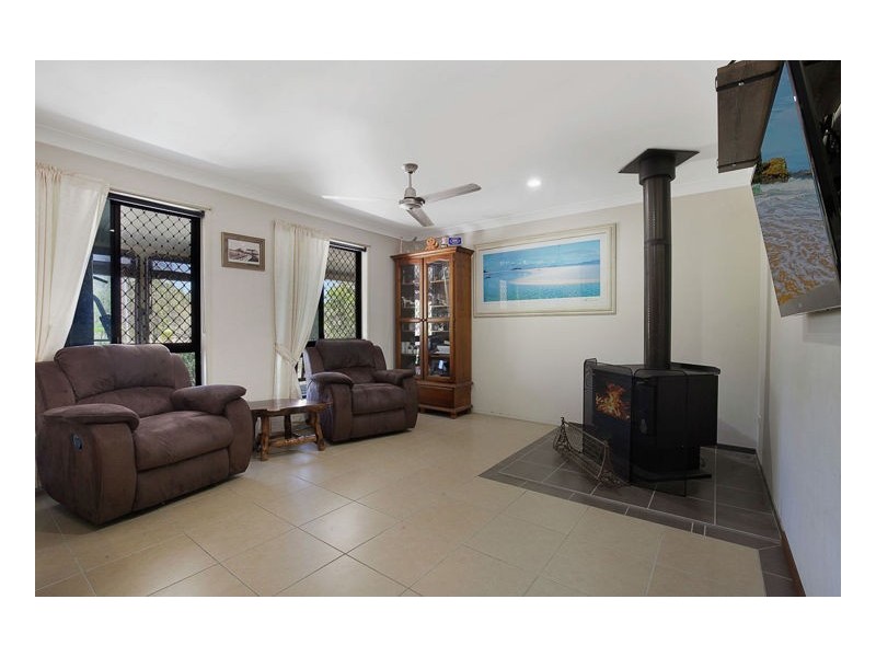 216 Honeyeater Drive, Walligan QLD 4655