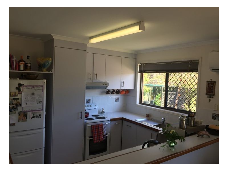 3/233 Torquay Terrace, Torquay QLD 4655