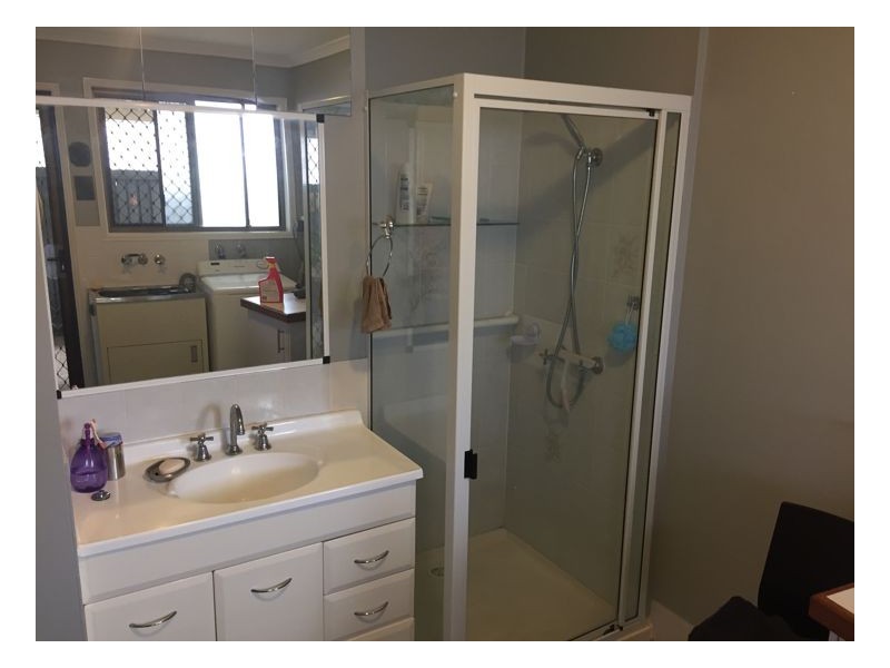 3/233 Torquay Terrace, Torquay QLD 4655