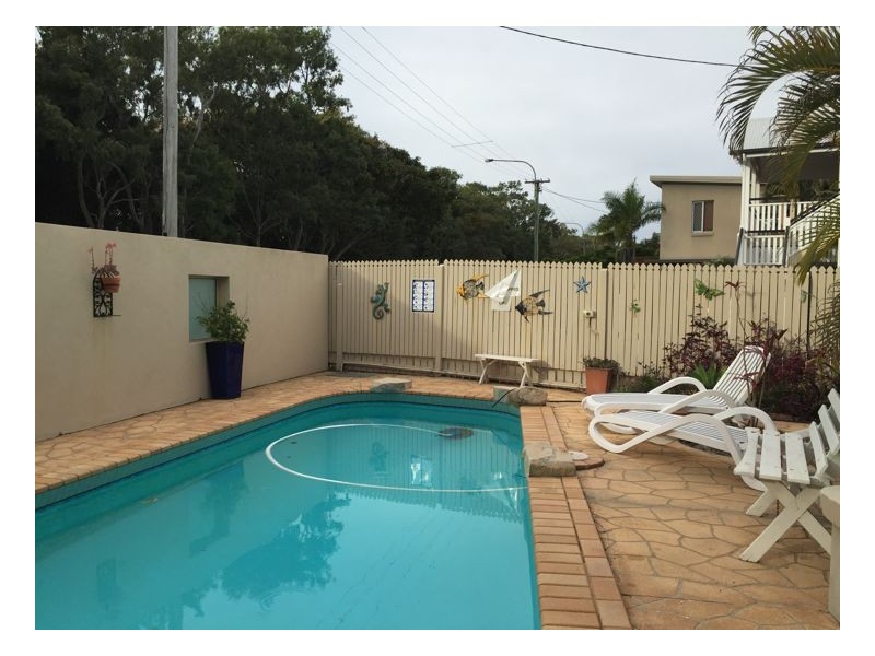 5/374 Esplanade, Torquay QLD 4655