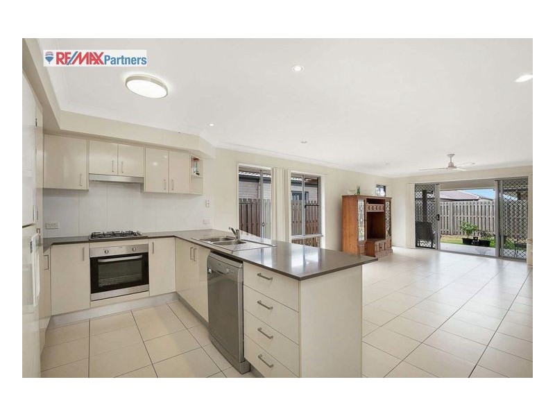 10 Lawson Road, Urraween QLD 4655