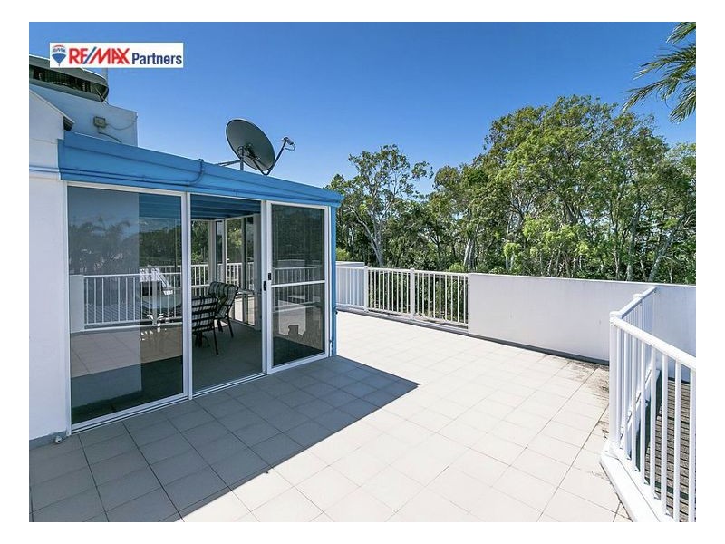 10/407 Esplanade, Torquay QLD 4655