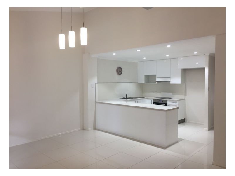 7 /272 Torquay Terrace, Torquay QLD 4655