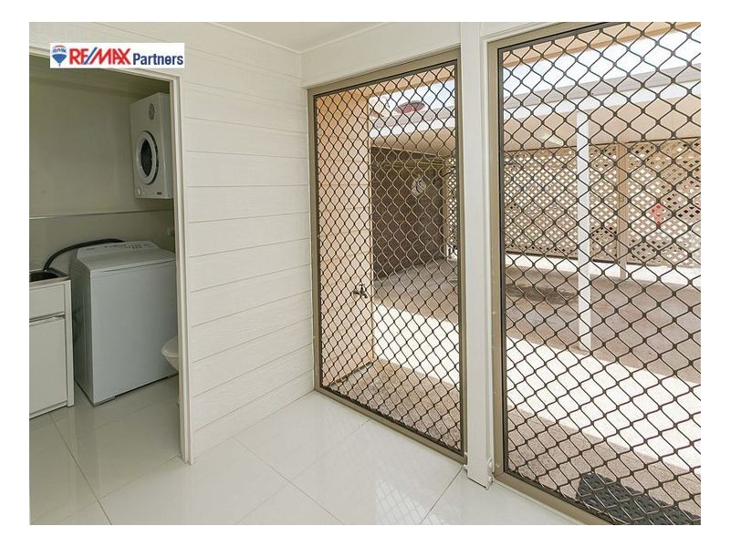 7 /272 Torquay Terrace, Torquay QLD 4655