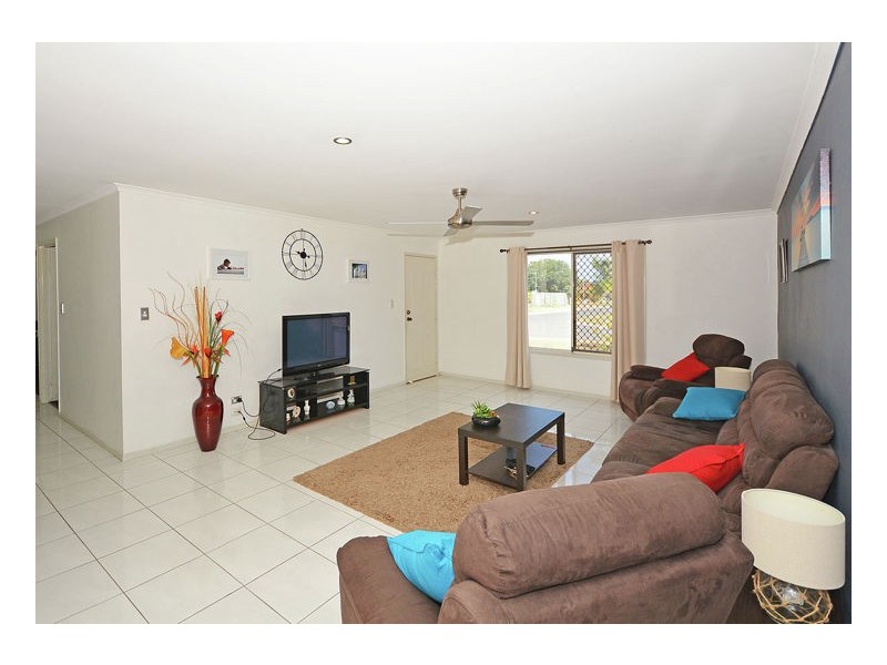29 Wide Bay Drive, Eli Waters QLD 4655