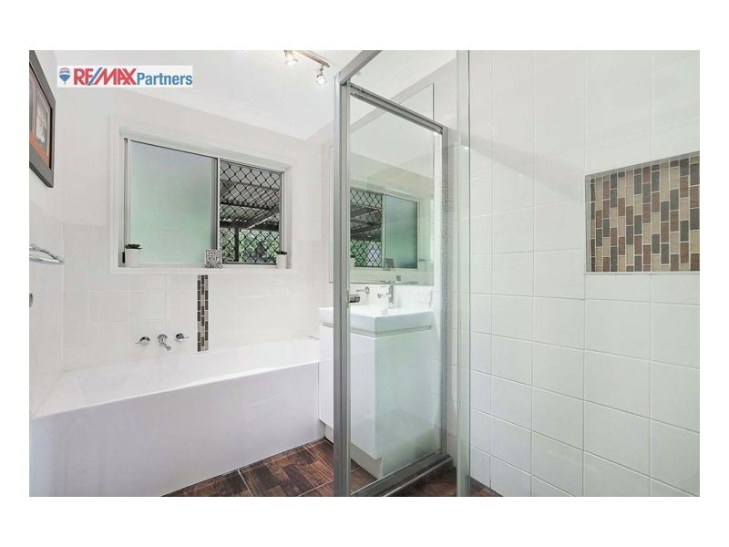 6 Stocks Road, Dundowran Beach QLD 4655