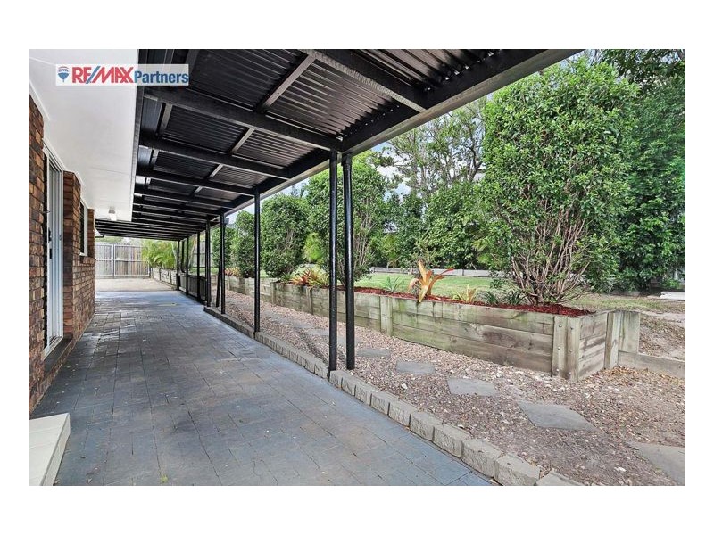 6 Stocks Road, Dundowran Beach QLD 4655