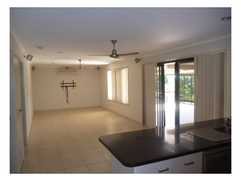 3 Sunad Court, Nikenbah QLD 4655