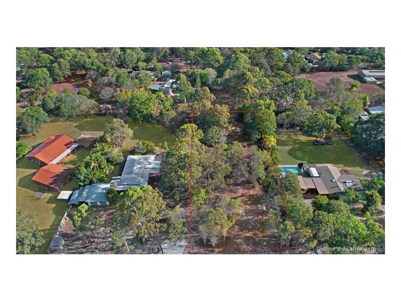 96 Boundary Road, Urangan QLD 4655