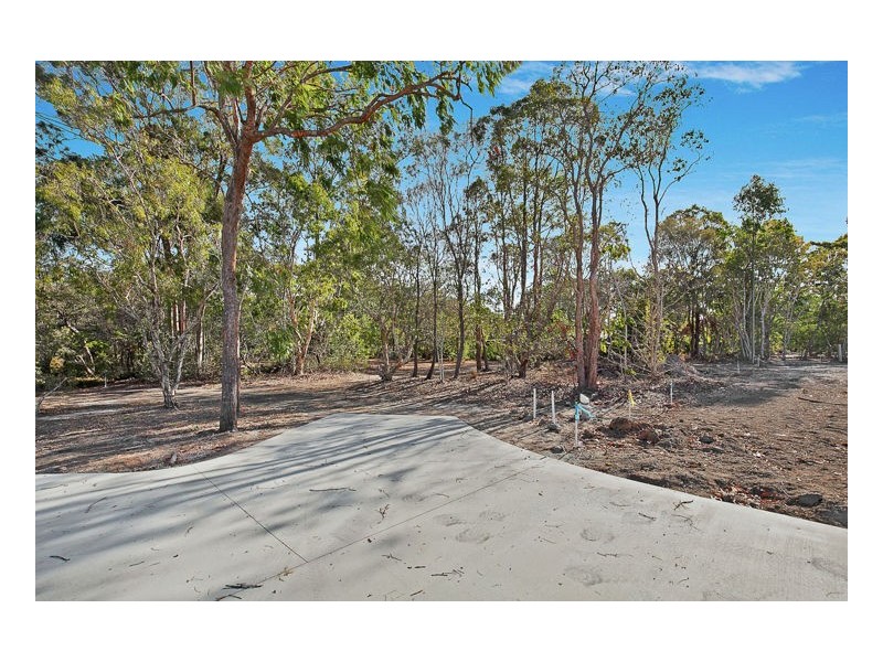 96 Boundary Road, Urangan QLD 4655