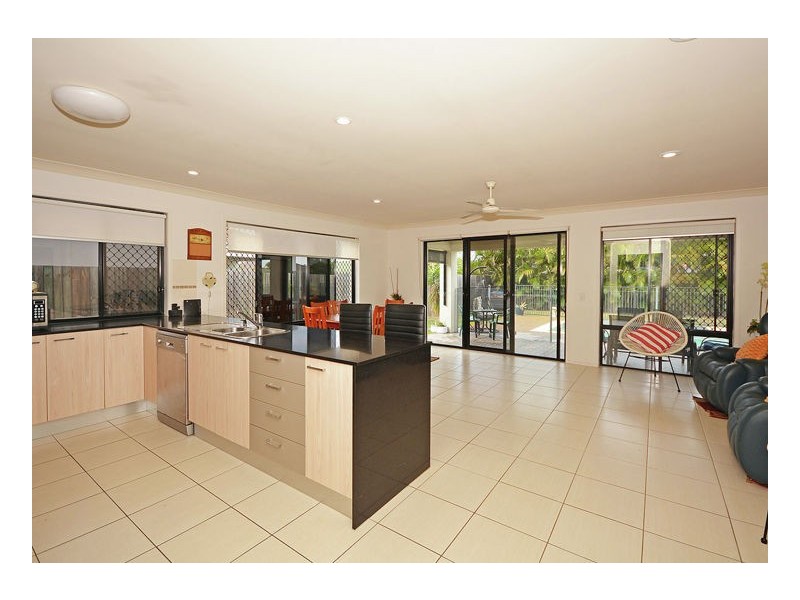 48 Endeavour Way, Eli Waters QLD 4655