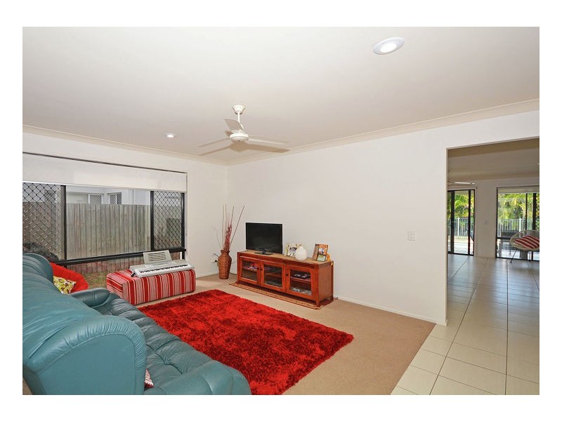 48 Endeavour Way, Eli Waters QLD 4655