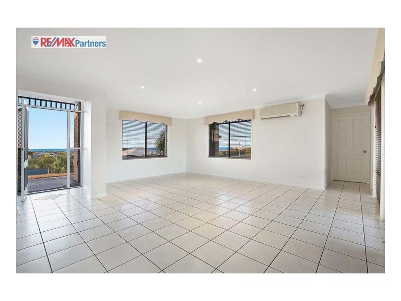 1-5 Highland Place, Craignish QLD 4655