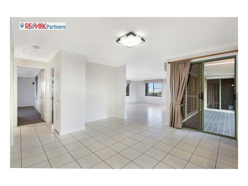 1-5 Highland Place, Craignish QLD 4655