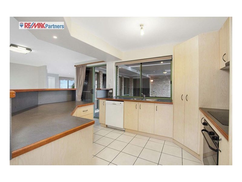1-5 Highland Place, Craignish QLD 4655