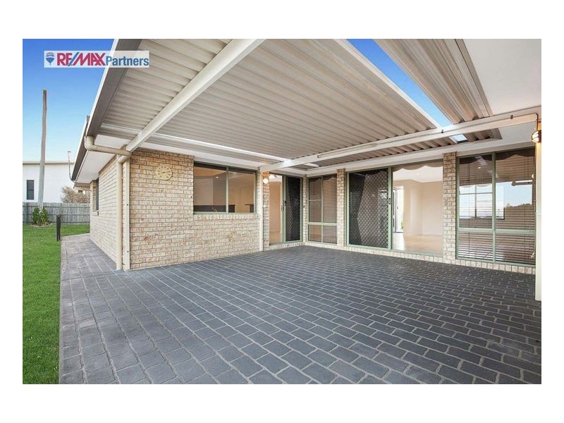 1-5 Highland Place, Craignish QLD 4655