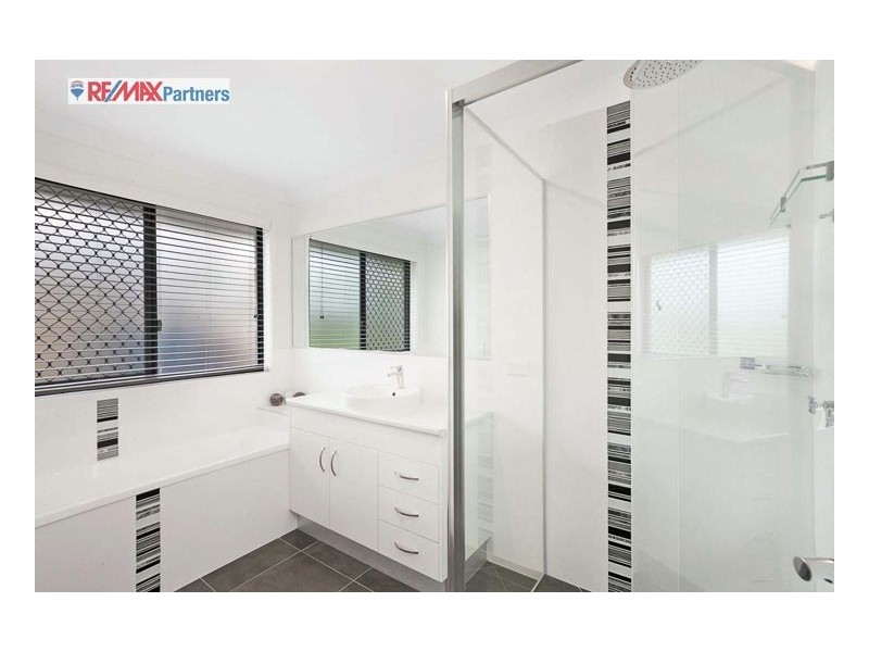 3 Southfork Cct, Burrum Heads QLD 4659