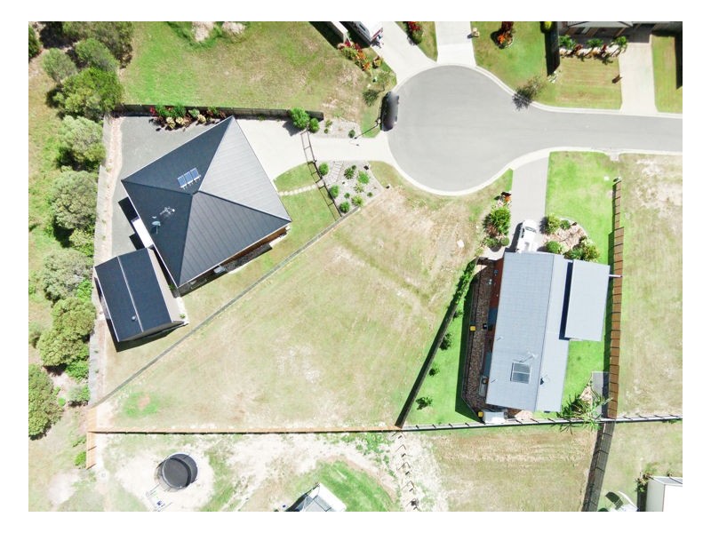 8 Sunad Court, Nikenbah QLD 4655