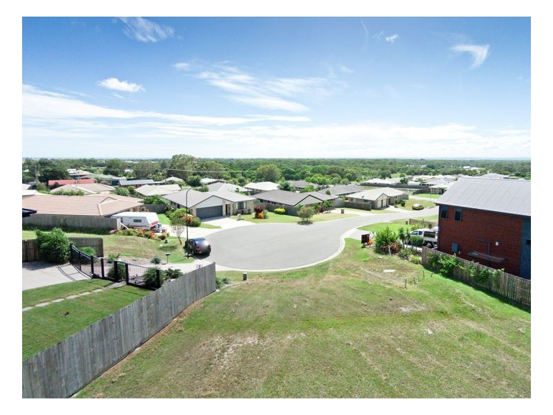 8 Sunad Court, Nikenbah QLD 4655