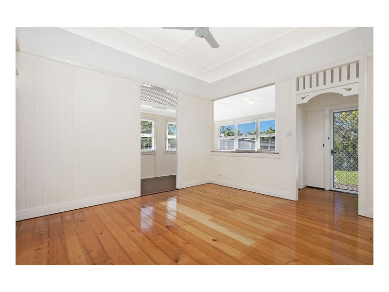 91 Oslove Drive, Booral QLD 4655