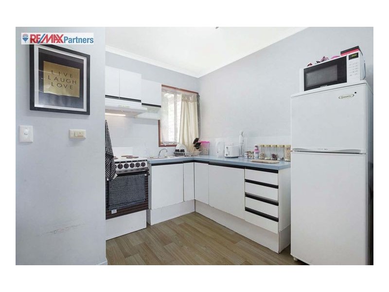 4/10 Denmans Camp Road, Torquay QLD 4655