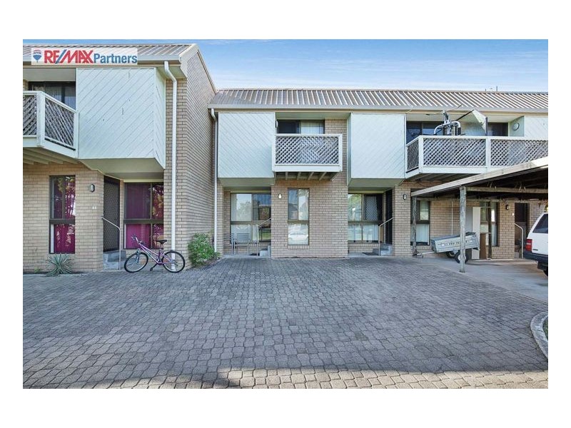 4/10 Denmans Camp Road, Torquay QLD 4655