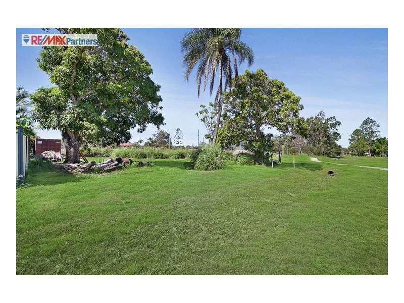 21 Robertson Street, Torbanlea QLD 4662