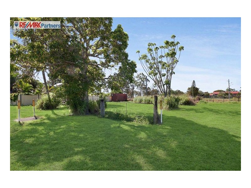 21 Robertson Street, Torbanlea QLD 4662