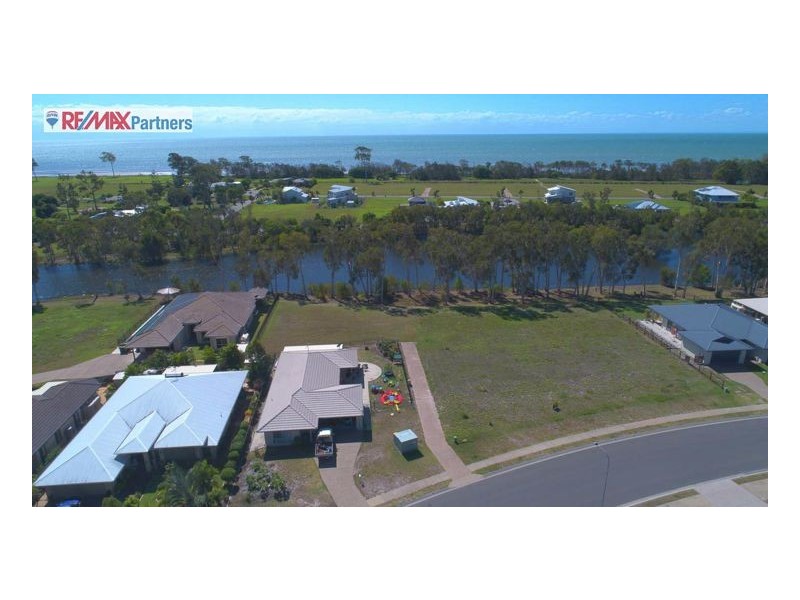 31 Sirenia Drive, Burrum Heads QLD 4659