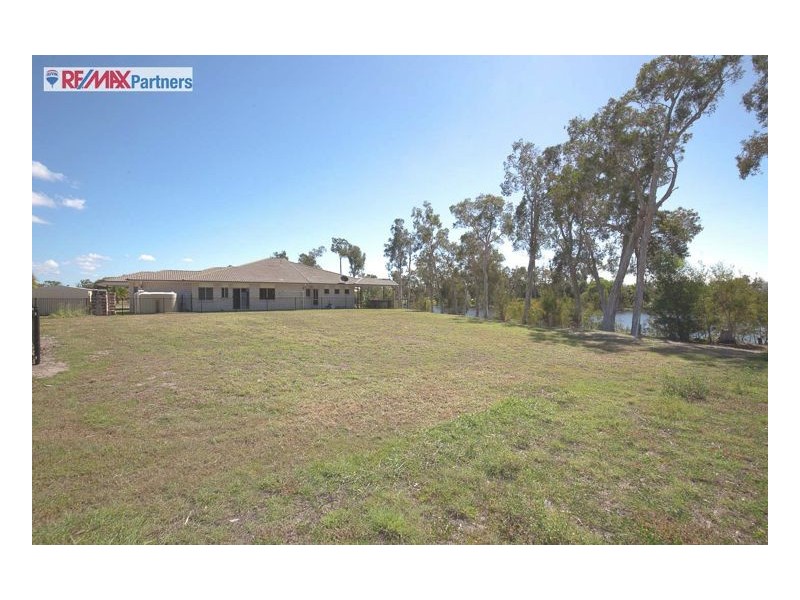 31 Sirenia Drive, Burrum Heads QLD 4659