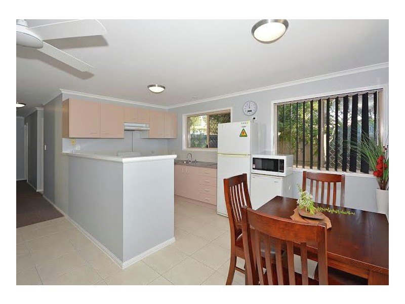 60 Petrel Avenue, River Heads QLD 4655