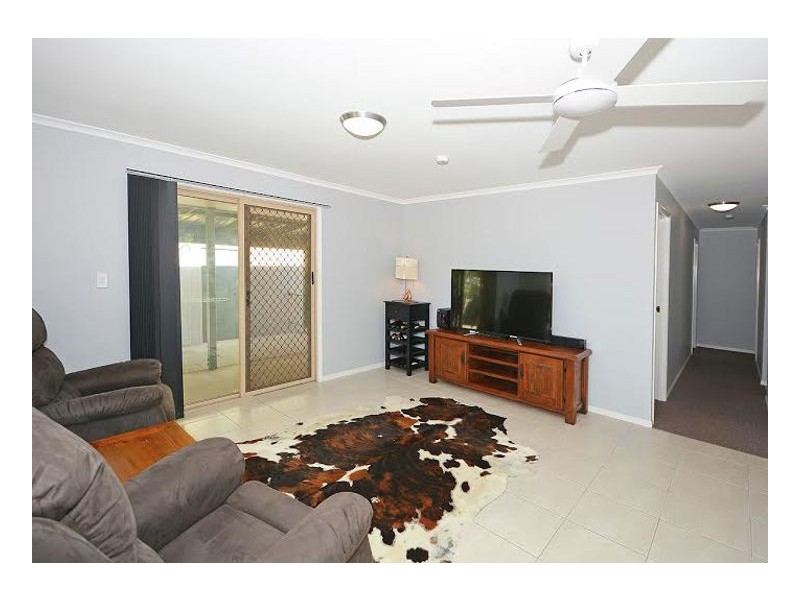 60 Petrel Avenue, River Heads QLD 4655