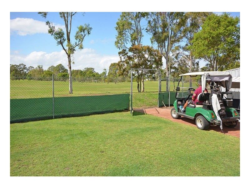 37 Bowerbird Avenue, Eli Waters QLD 4655