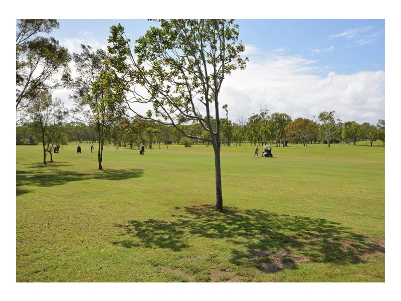 37 Bowerbird Avenue, Eli Waters QLD 4655