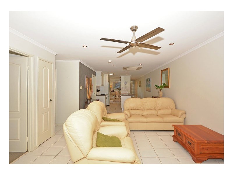 2-11 Lockerbie Court, Kawungan QLD 4655