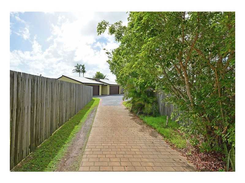 2-11 Lockerbie Court, Kawungan QLD 4655